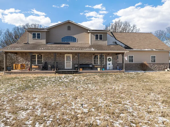 955 Grayhawk Loop, Marshfield, MO 65706