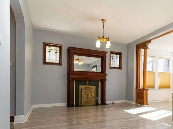 1322 W Farwell Ave #1, Chicago, IL 60626