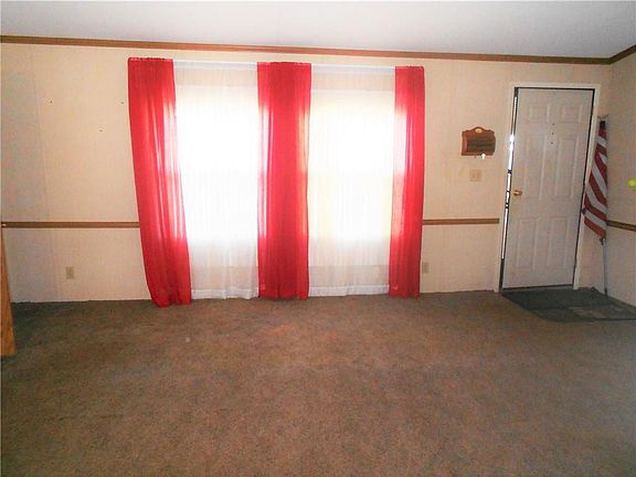 4th image of 469 Woodland Hill Pl