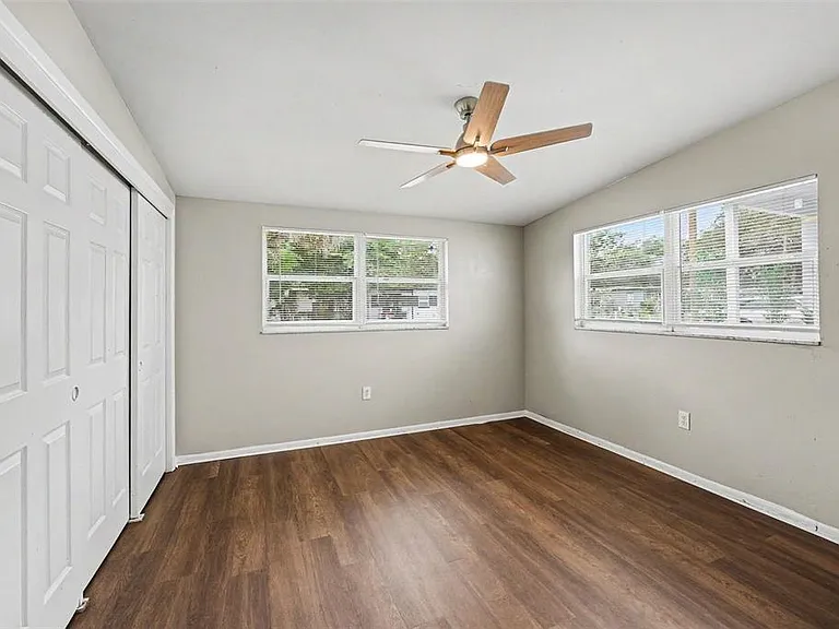 4022 E Henry Ave — Photo 17