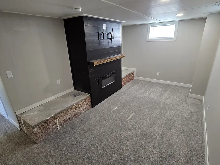 3307 Smith St — Photo 3