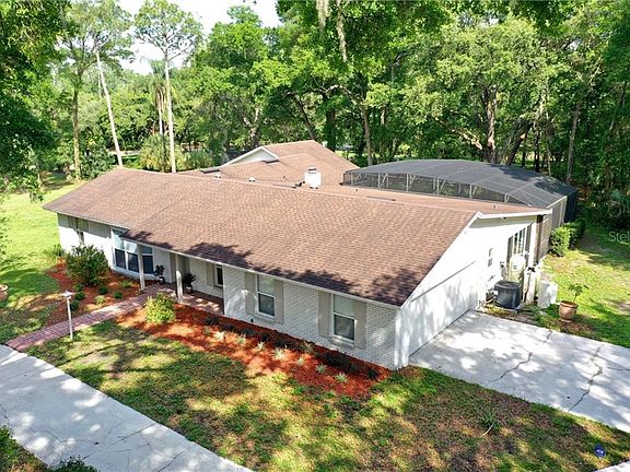 2nd image of 3283 Hickory Ln
