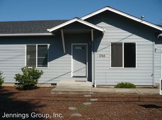 1765 Gilham Rd, Eugene, OR 97401