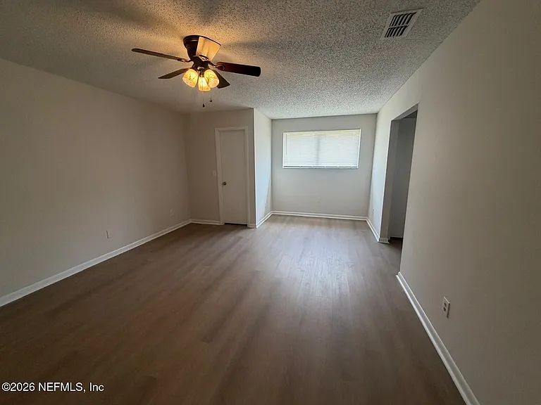 5557 Greatpine Ln S — Photo 15