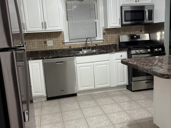 82 Curtis Ave #2, Piscataway, NJ 08854