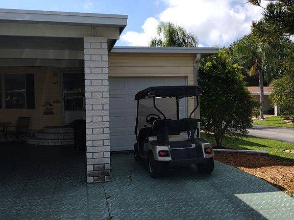 2nd image of 674 Tulip Cir E