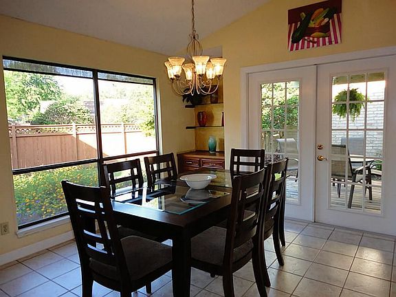 2nd image of 16719 Elm Park Way