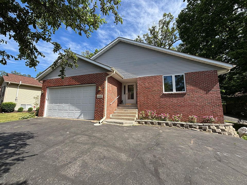 1st image of 2085 Lake Summerset Rd