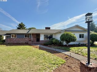 240 NW Baker Creek Rd, McMinnville, OR 97128