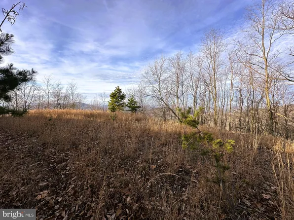 333 Ashton Woods Dr, Moorefield, WV 26836