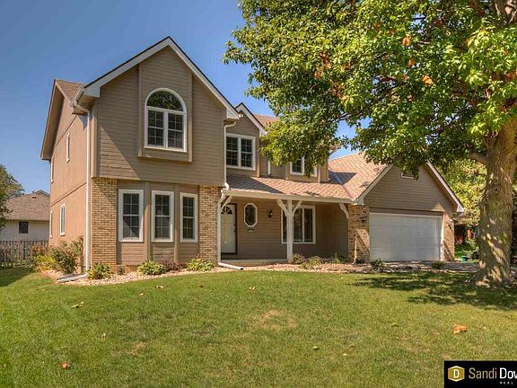 4th image of 14767 Burt Dr