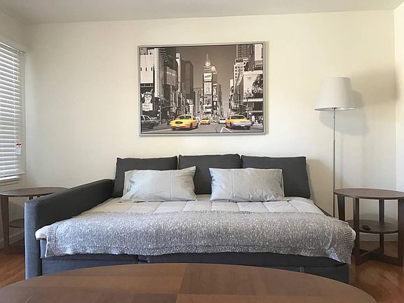 3rd image of 310 Lime Ave APT 3