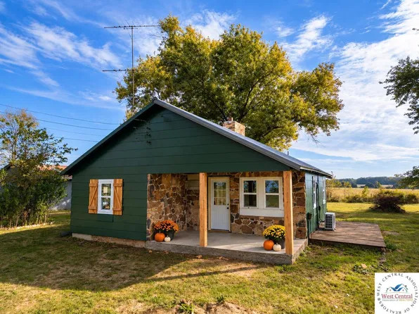 13291 SE Highway Tt, Osceola, MO 64776