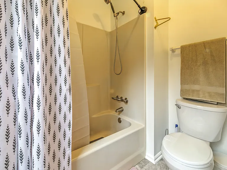 4409 Segovia Ct — Photo 18