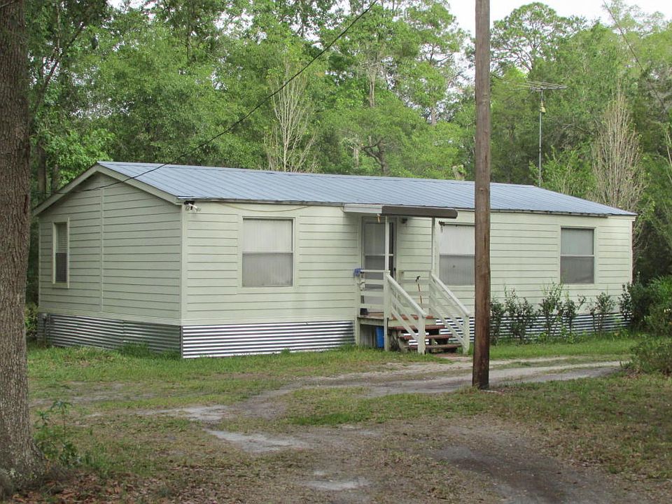 1st image of 17307 NE 72nd Pl