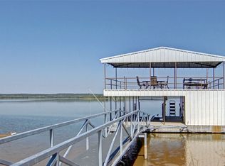 935 Longs Camp Rd, Graford, TX 76449