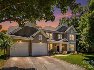 2317 Riverbank Rd, Waxhaw, NC 28173