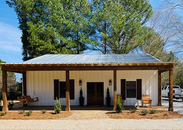 3 bed, 1440 sqft, $2,400 — Photo 1