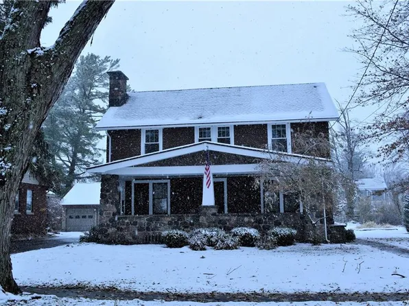 400 Girard Ave, East Aurora, NY 14052