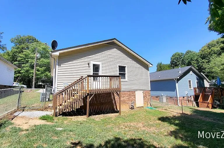 4006 Coltrain Rd #A — Photo 32