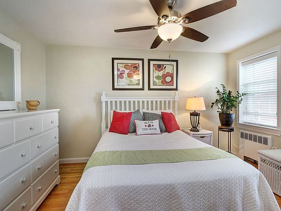 4th image of 33 Lennon Ct APT 35