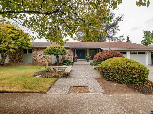 3385 Balsam Dr S, Salem, OR 97302