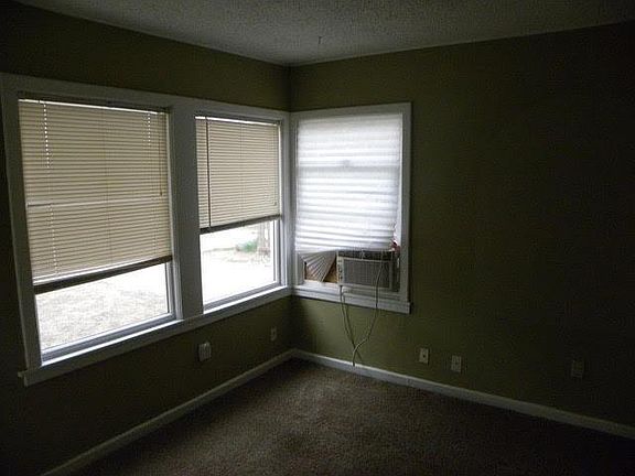 4th image of 2405 - 2407 E Peralta Way