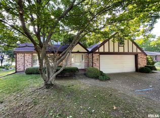 4135 Coachlight Ct, Quincy, IL 62305