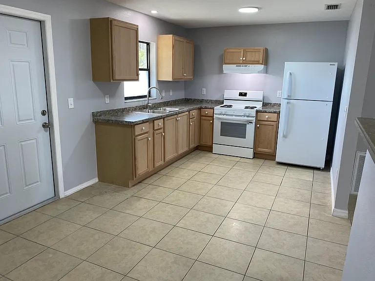 12 Juniper Pass Ct — Photo 2