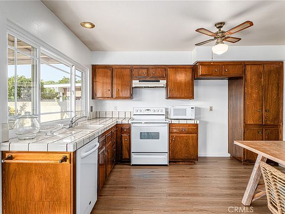 4th image of 5431 La Luna Dr