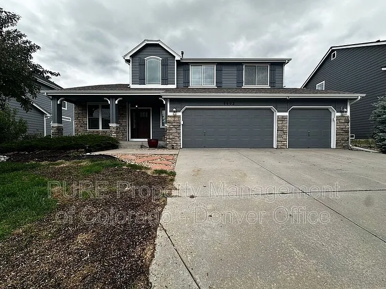 8602 Mallard Pl — Photo 2