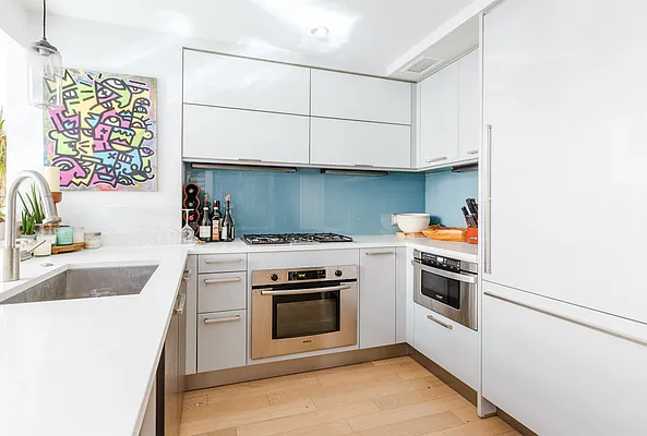 Rented by REAL New York | media 9