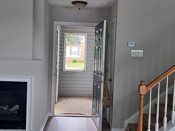 front porch entrance 
& fire place