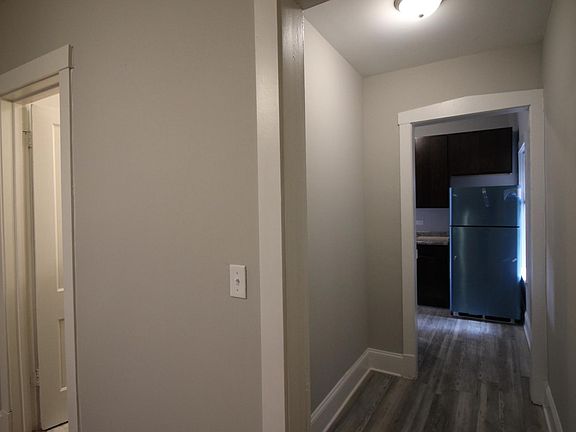 3rd image of 4407 N La Crosse Ave