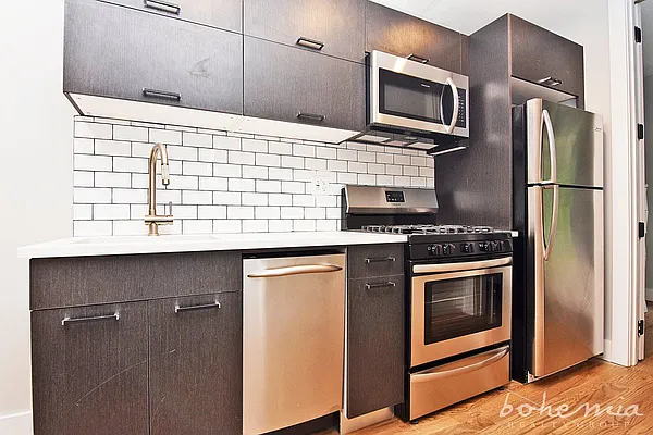 Rented by Bohemia Realty Group | media 12