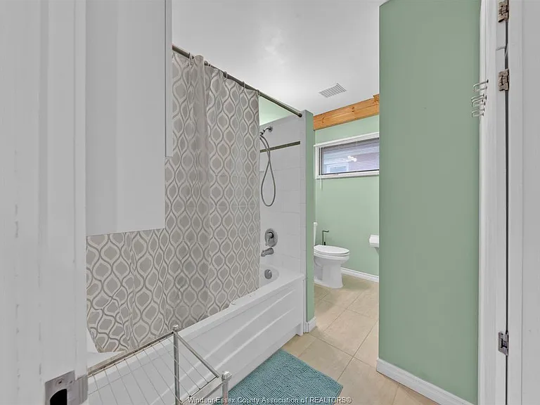 3131 Donnelly St — Photo 23
