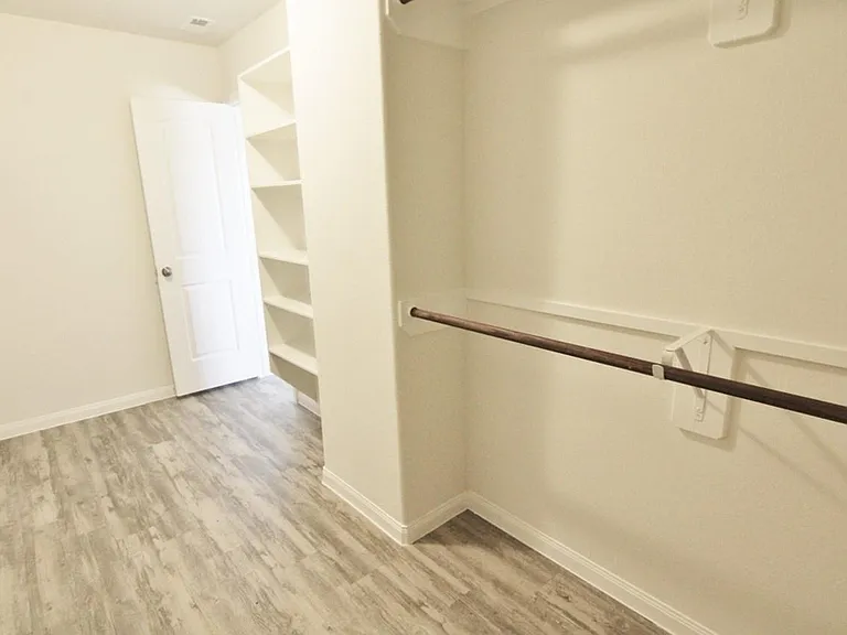18106 Bethany Manor Ct — Photo 13