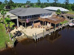 4023 Robin St, Bay Saint Louis, MS 39520