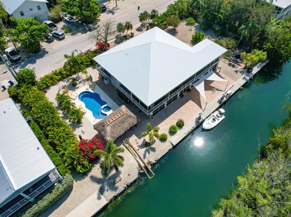 17375 Jamaica Ln