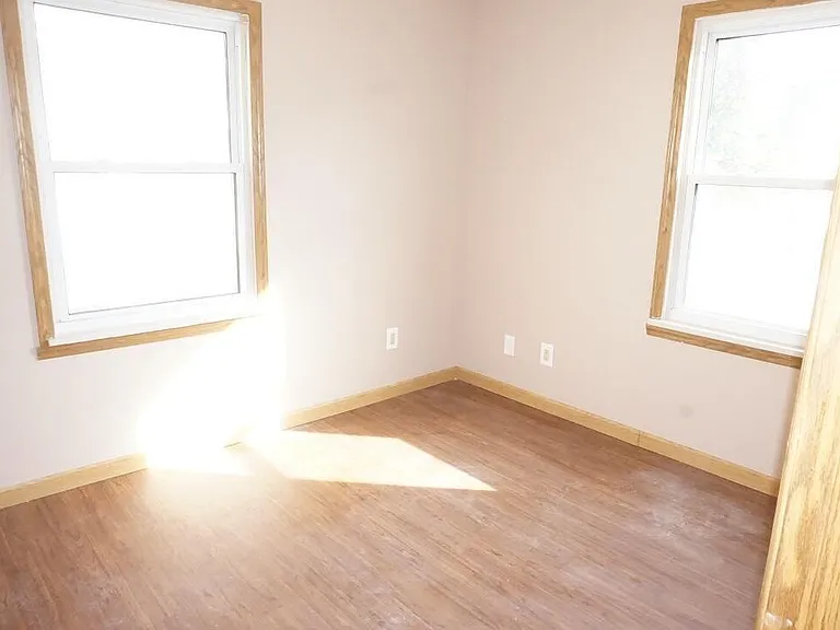 2601 Cottonwood Ct — Photo 5