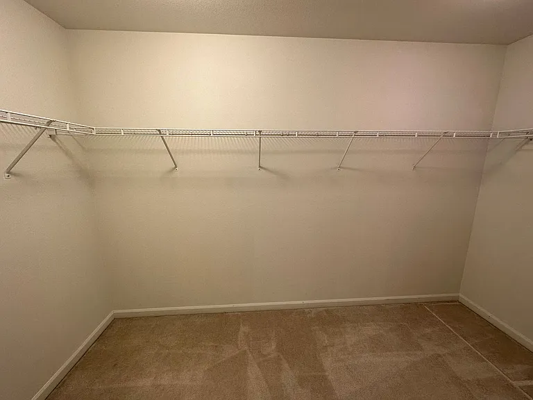 1573 NE Challis Pl — Photo 10