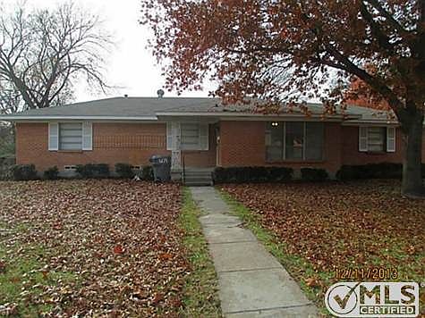 1st image of 1871 Riverway Cir