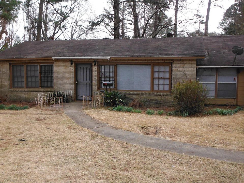 1st image of 149 W Leavell Woods Dr