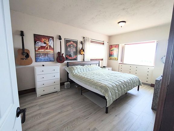 4th image of 2196 Vista Del Mar Dr #1
