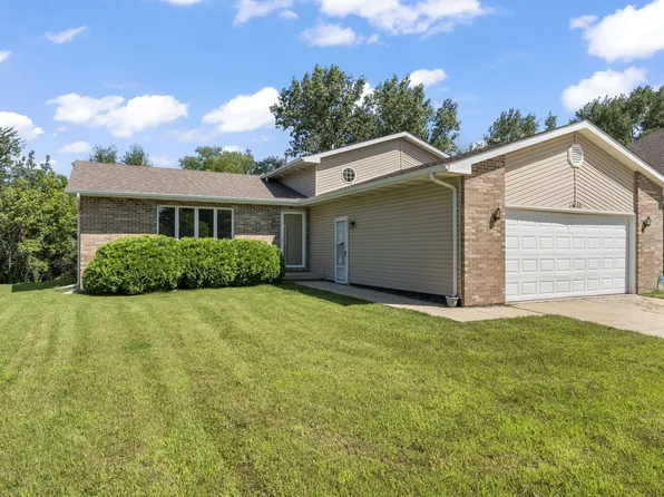 1308 W 82nd Pl, Merrillville, IN 46410