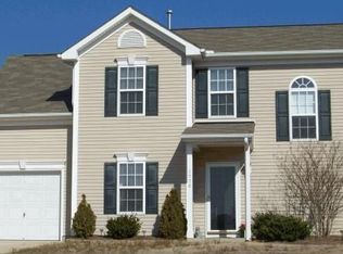 3008 Softwind Dr, Clayton, NC 27520