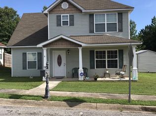 401 Foot Log Ln, Hogansville, GA 30230