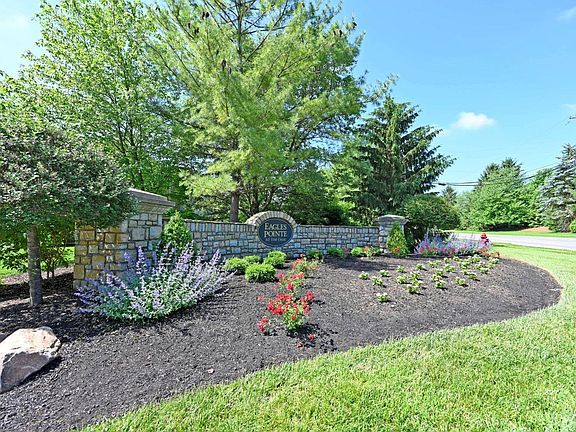 4th image of 1553 Mashie Woods Dr