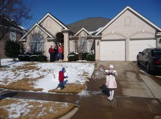 2704 Meadow Wood Dr, Flower Mound, TX 75022