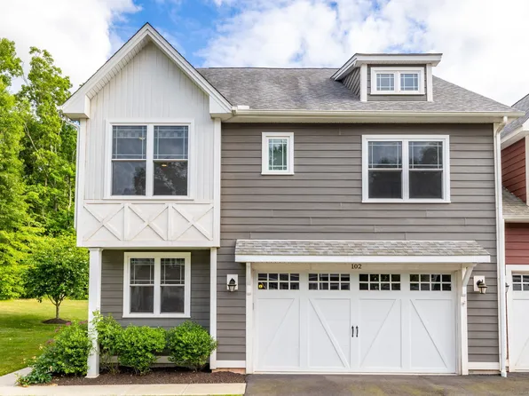 102 Daniel Drive #102, North Haven, CT 06473
